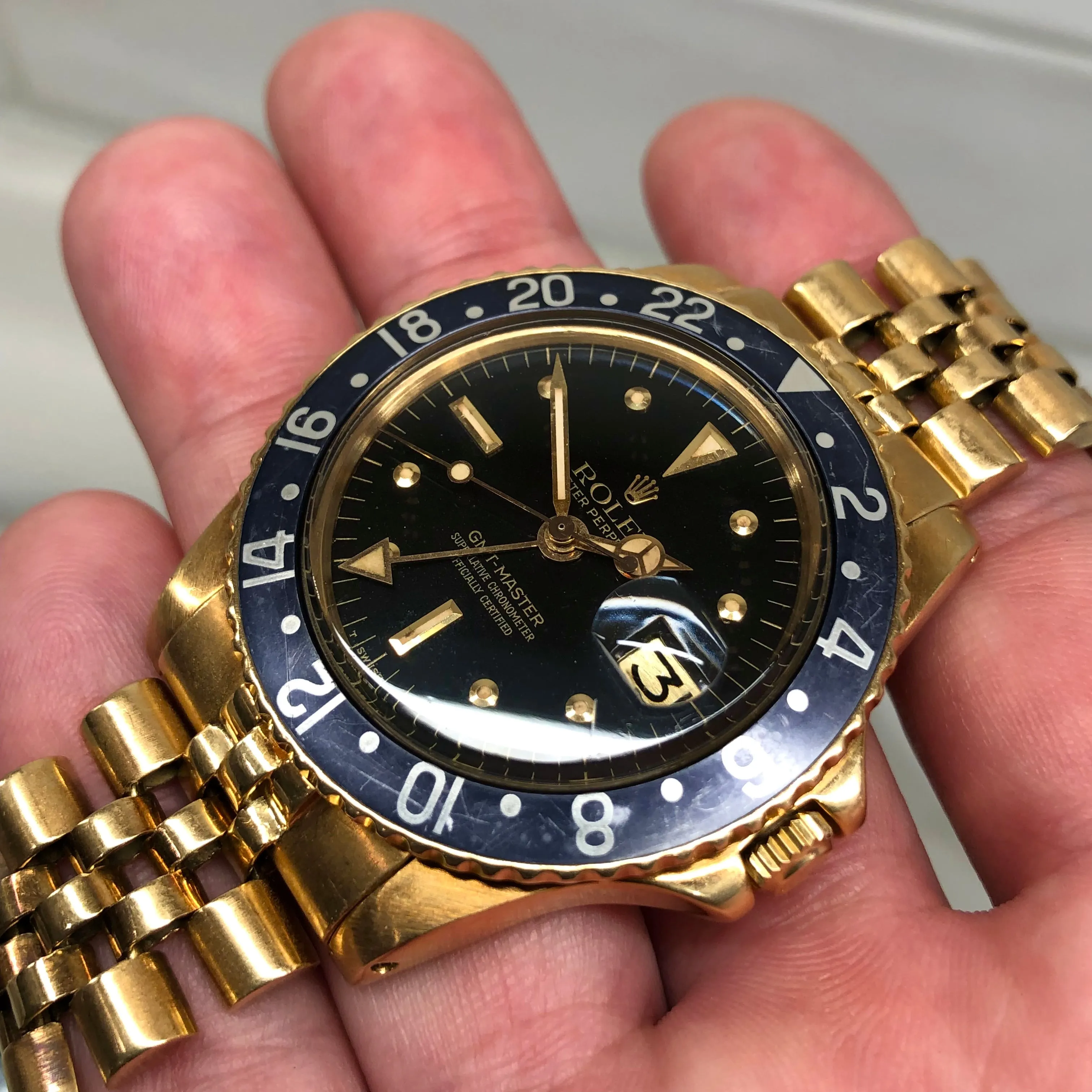 1969 Rolex GMT MASTER 1675 Black Nipple Dial 18K Yellow Gold Automatic Wristwatch