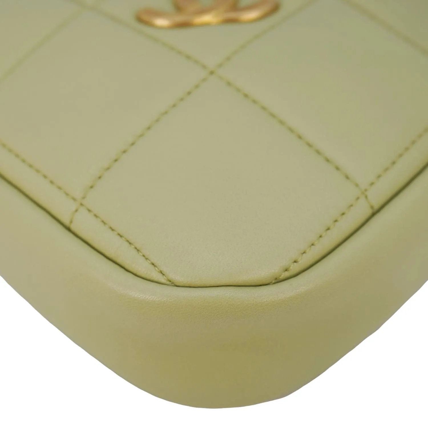 CHANEL Diamond Quilted Lambskin Leather Coin Purse Chain Crossbody Bag Green