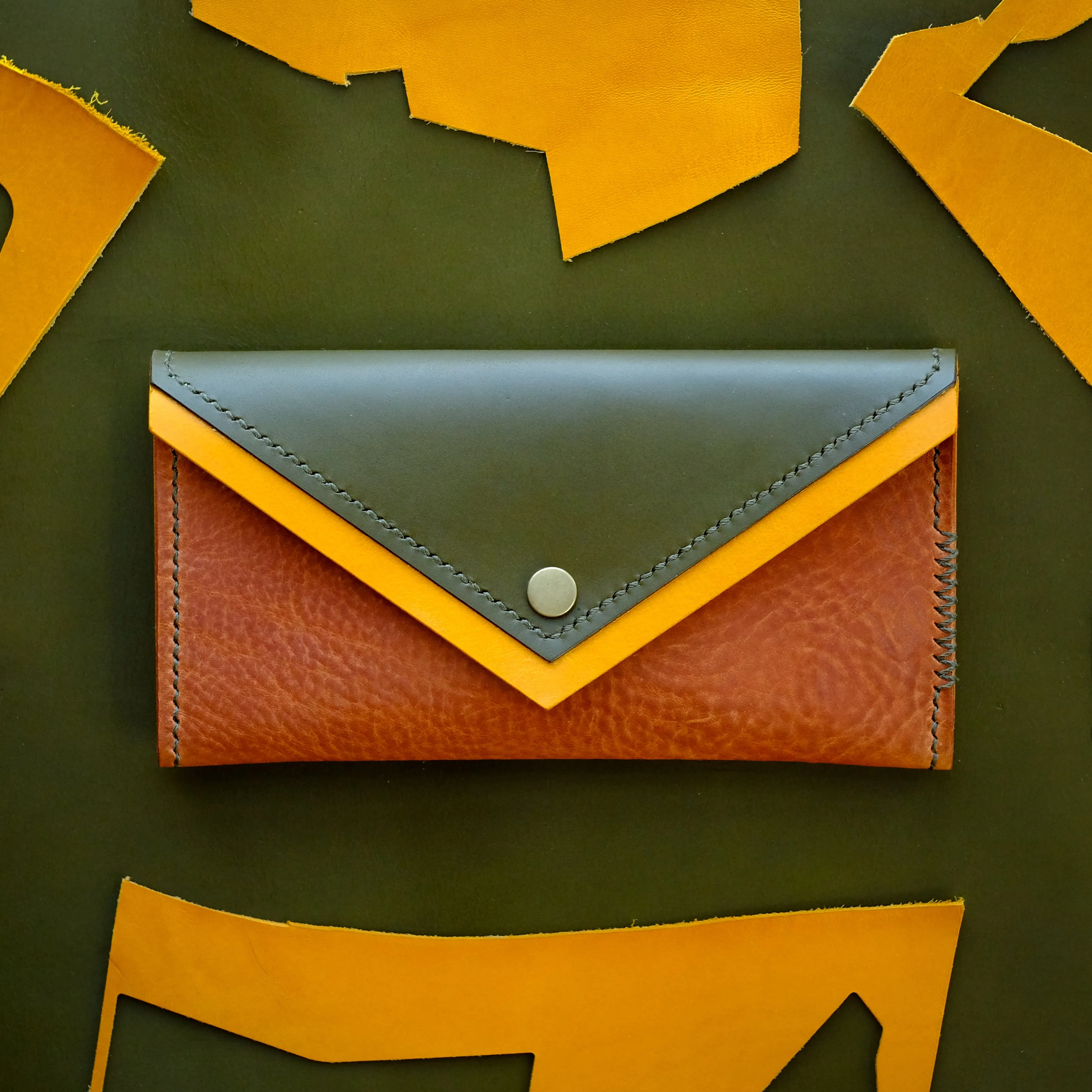 Flatlander Envelop Clutch