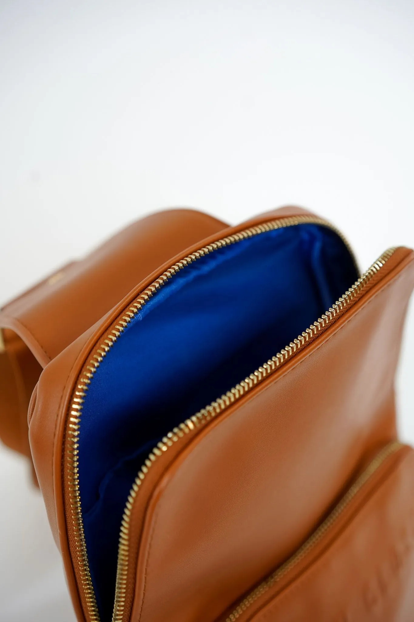 Icon Signature Shoulder Bag - Peanut Butter (Blue Lining)