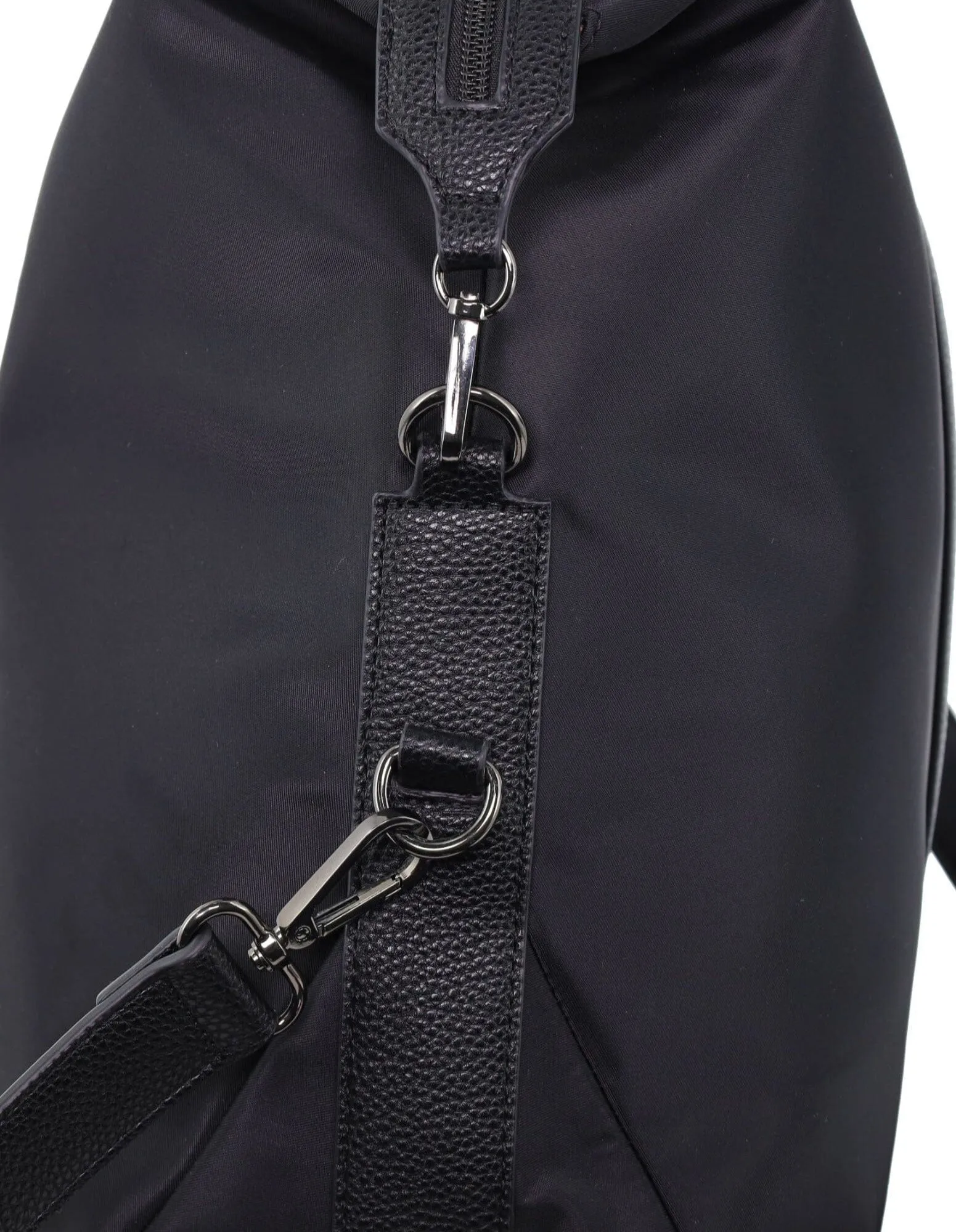 Pierre Cardin Unisex Nylon Travel Overnight Bag in Black